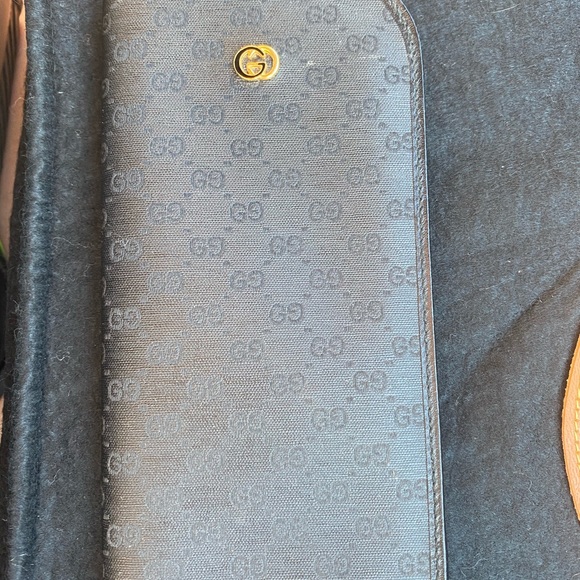 Authentic Vintage Gucci glasses case - Picture 1 of 4